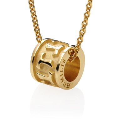 Gold classic collection pendant